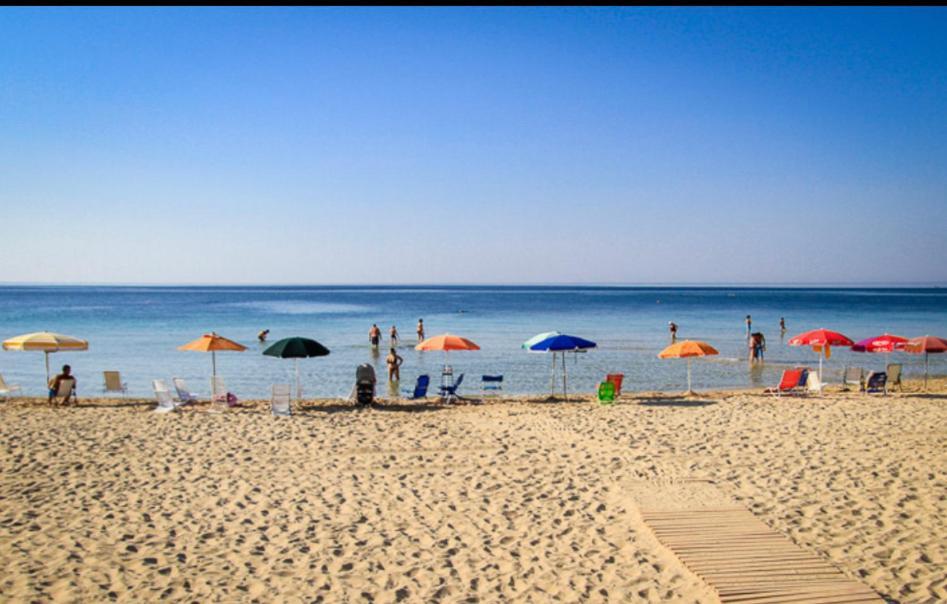 Casa Vacanza Lo Smeraldo San Pietro in Bevagna Exterior foto